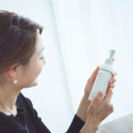 【口コミ16人集めました】メディプラスゲルで乾燥肌を改善出来る！？評判は本当だった！