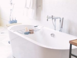 【レギンス入浴ってなに？】エクスラリアプレミアムで効果的なダイエット入浴法